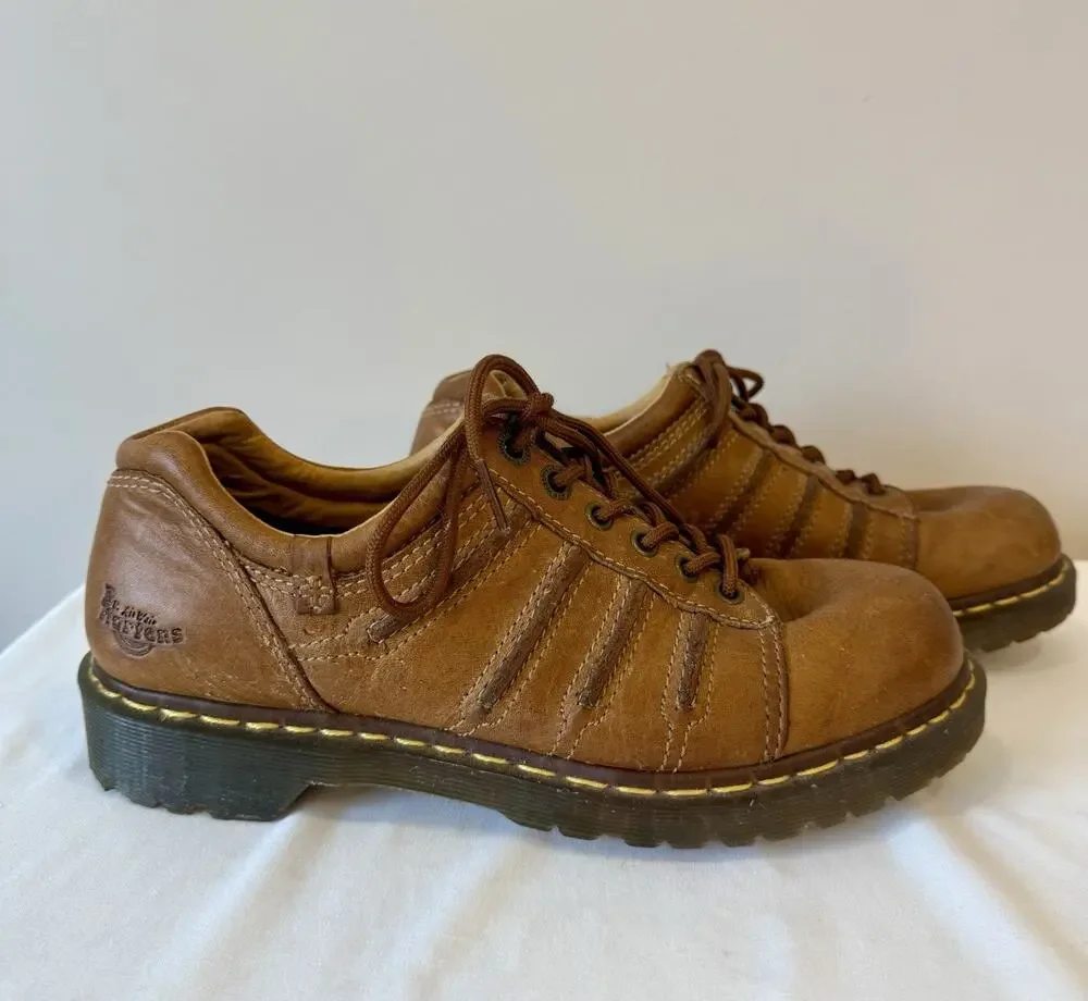 VINTAGE Dr. Martens Air Wair Leather Lace-Up Oxford Shoes Men Size 9
